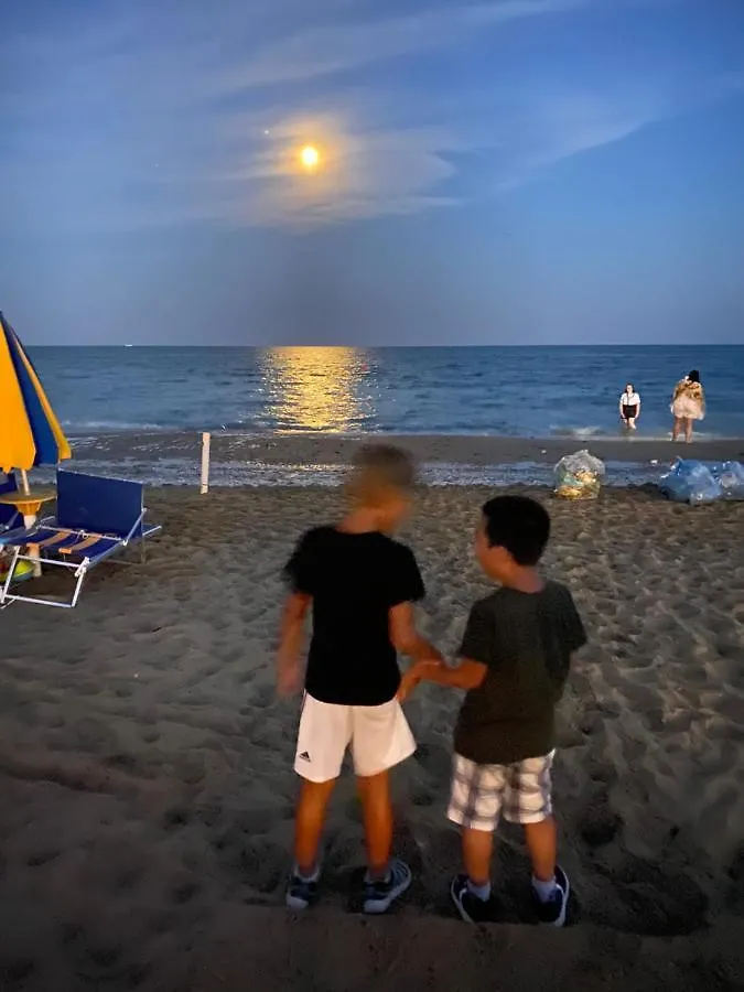 Residence El Palmar Fronte Mare, Fronte Spiaggia 리도 디 예솔로 아파트