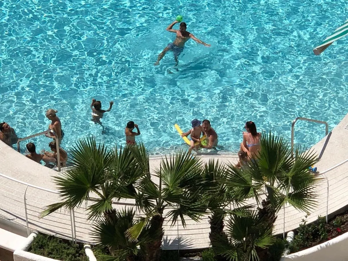 Апартаменты Residence El Palmar Fronte Mare, Fronte Spiaggia Лидо-ди-Езоло